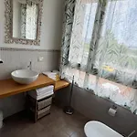 Bombyx לינה וארוחת בוקר ברגמו