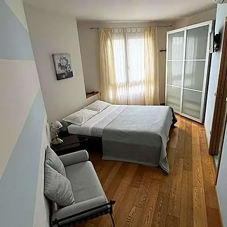 Bombyx Bed and breakfast 3*