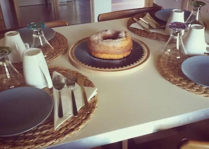 Bombyx Nocleg ze śniadaniem 3*