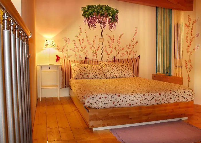 Nocleg ze śniadaniem Bombyx