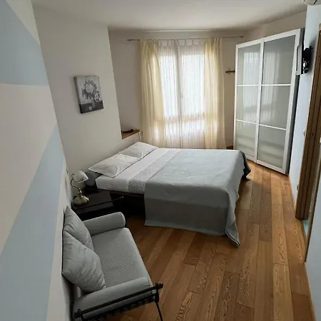 Bombyx Bed & Breakfast
